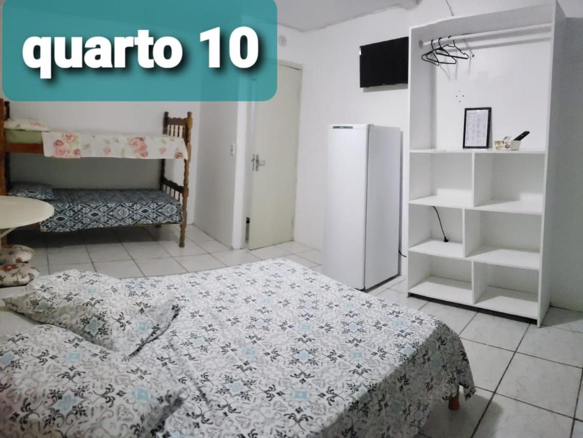 Pousada Charle Brown Garopaba Bagian luar foto